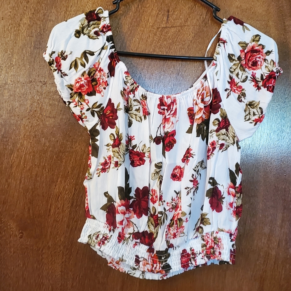 Crop top shirt